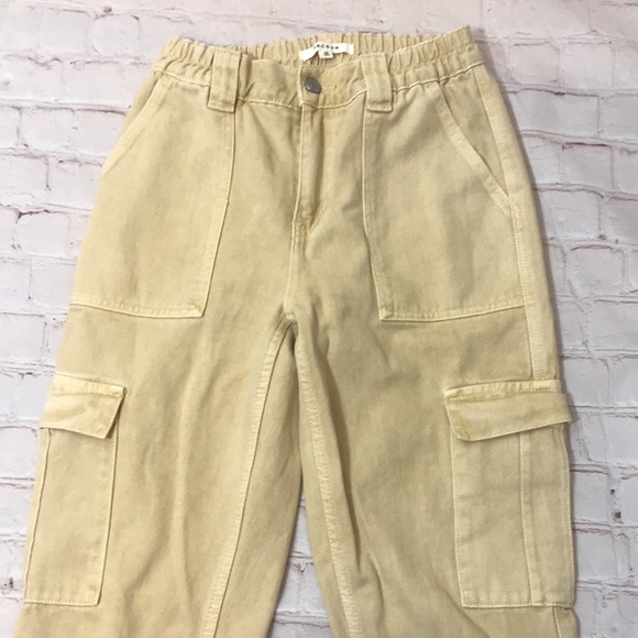 💙PacSun Yellow Tan Cargo Joggers - Picture 4 of 8
